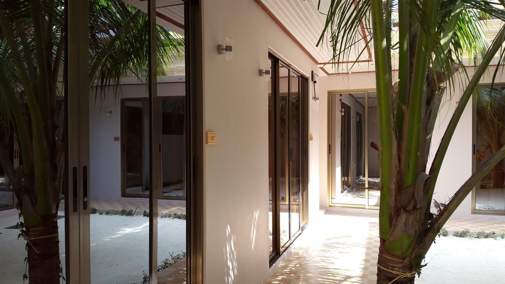 White Sand Lodge Maafushi Eksteriør billede